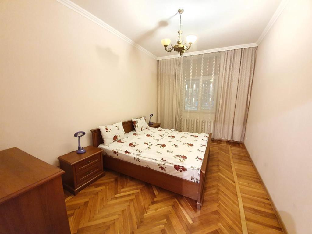 Ultra Central Apartment At Stefan Cel Mare 키시나우 외부 사진