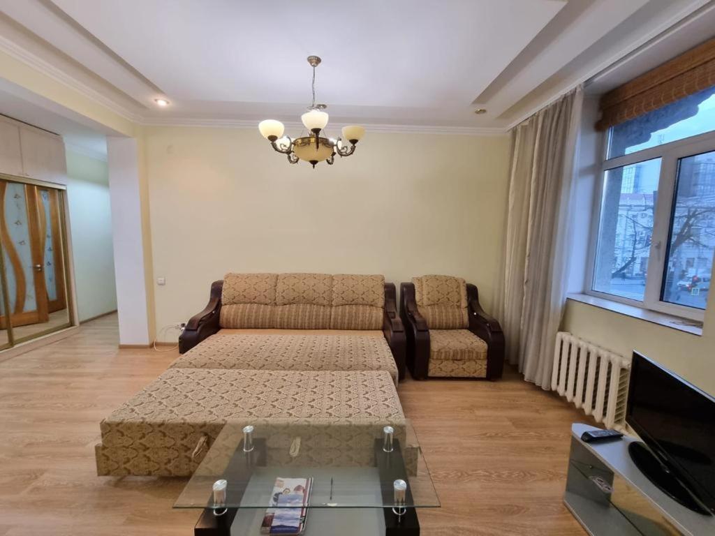 Ultra Central Apartment At Stefan Cel Mare 키시나우 외부 사진